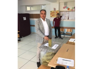 Vali Tekinarslan Oyunu Kullandı