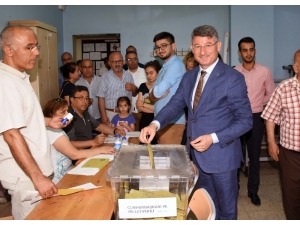 Yeni: "Temenni Ediyoruz Ki Sandıktan Hayırlı Olacak Bir Sonuç Çıkar"