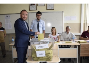 Ak Parti Kırıkkale İl Başkanı Dağdelen Oyunu Kullandı