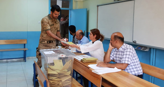 Afrin Kahramanları Hatay'da Oy Kullandı