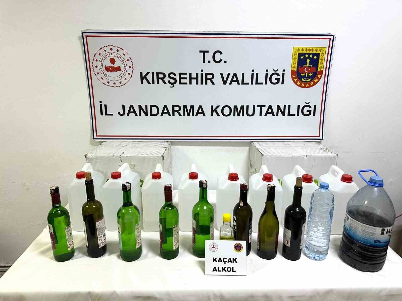 kirsehir-de-48-litre-kacak-alkol-ve-el-yapimi-icki-ele-gecirildi