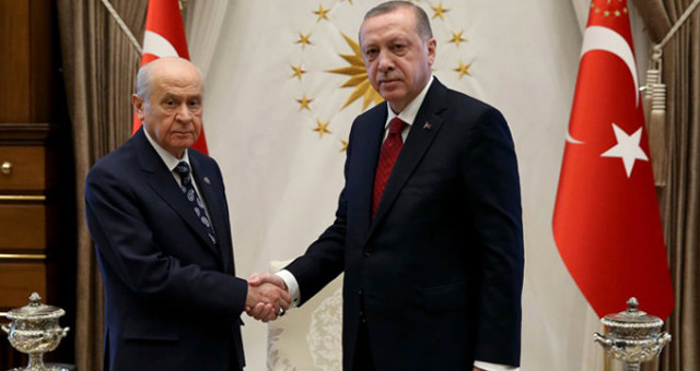 Mhp Lideri Devlet Bahçeli, Cumhurbaşkanı Erdoğan'ı Arayarak Tebrik Etti