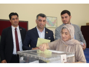 Chp Elazığ’da 41 Yıl Sonra İlk Vekilini Çıkardı