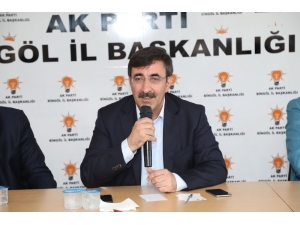 Ak Partili Yılmaz: “Cumhurbaşkanımız Ve 81 Milyon Kazanmıştır”