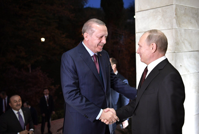 Rusya Devlet Başkanı Putin, Cumhurbaşkanı Erdoğan'ı Tebrik Etti