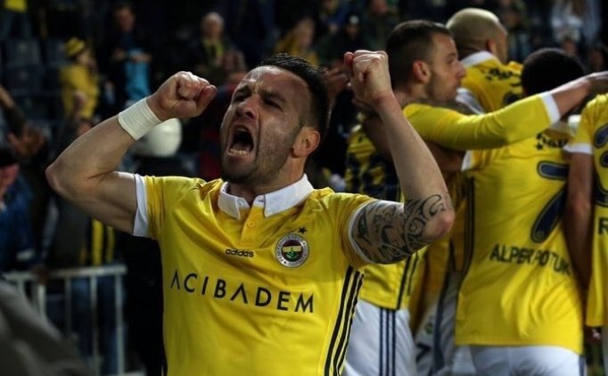Fenerbahçe'de 9 Yıldız, Cocu'dan Haber Bekliyor!