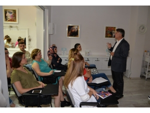 Prof. Dr. Tayar: "Hijyenik Olmayan Güzellik Merkezleri Toplum Sağlığını Tehdit Ediyor"