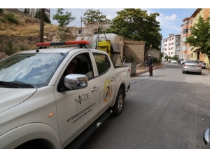 Niğde Belediyesi İlaçlama Çalışmalarını Sürdürüyor