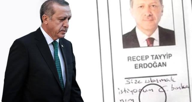 Kadın Seçmen Oy Pusulasına Numarasını Yazıp Erdoğan'a Not Bıraktı