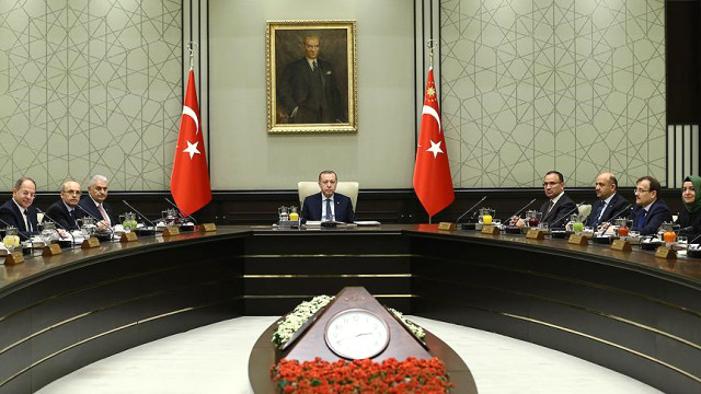 Erdoğan'ın Yeni Kabinesinde 3 İsim Ön Planda, Mhp'den De Bakan Çıkabilir