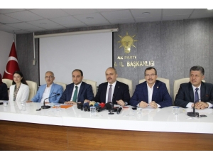 Ak Parti’li Vekillerden Basın Toplantısı