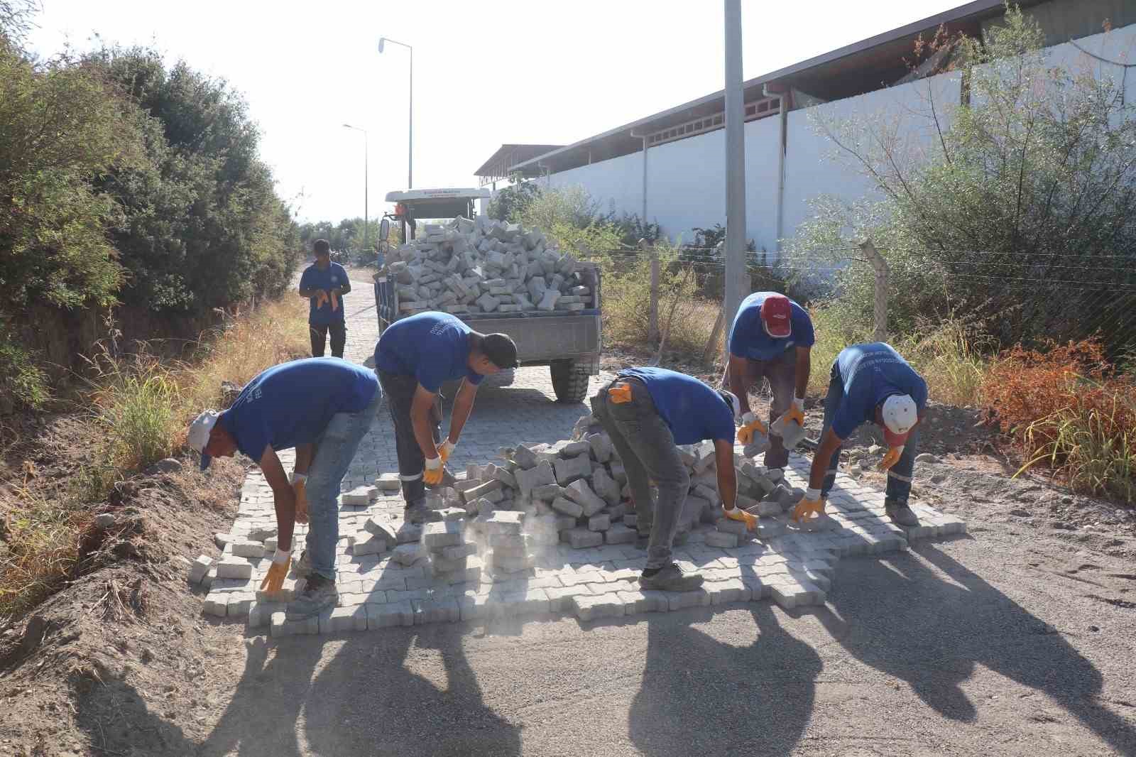 bozdogan-belediyesi-ustyapi-calismalarina-devam-ediyor