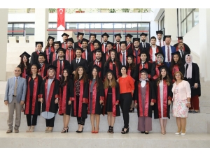 Erü Veteriner Fakültesi Yeni Mezunlarını Verdi