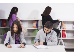 Uğur Lgs Tercih Ofisleriyle Öğrencilere Kariyer Desteği