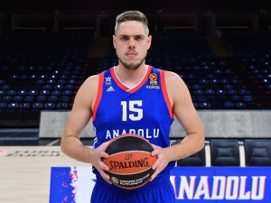 Anadolu Efes’te Stimac Takımdan Ayrıldı