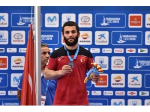 Akdeniz Oyunlarında Büyükşehir Rüzgârı