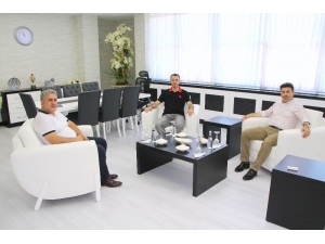 Milletvekili Dr. Özşavlı Rektör Karacoşkun’u Ziyaret Etti