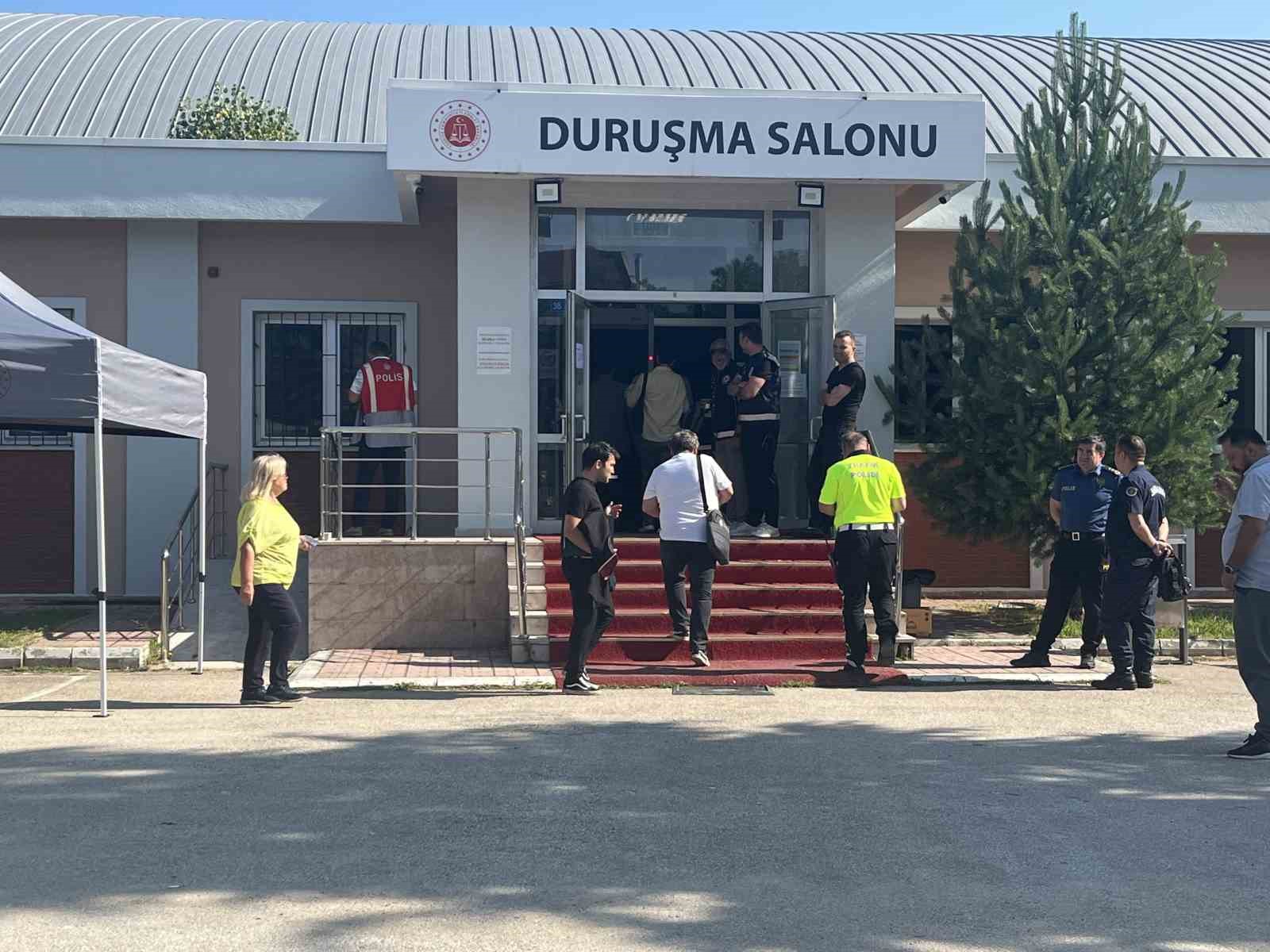 tanju-ozcan-in-263-yila-kadar-hapis-talebiyle-yargilandigi-davada-ucuncu-gun