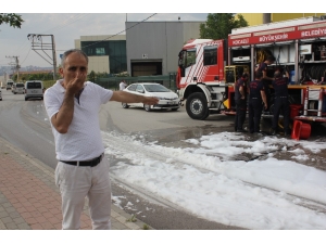 4 Gündür Mahalleyi Saran Koku İnsanları Evlerine Hapsetti