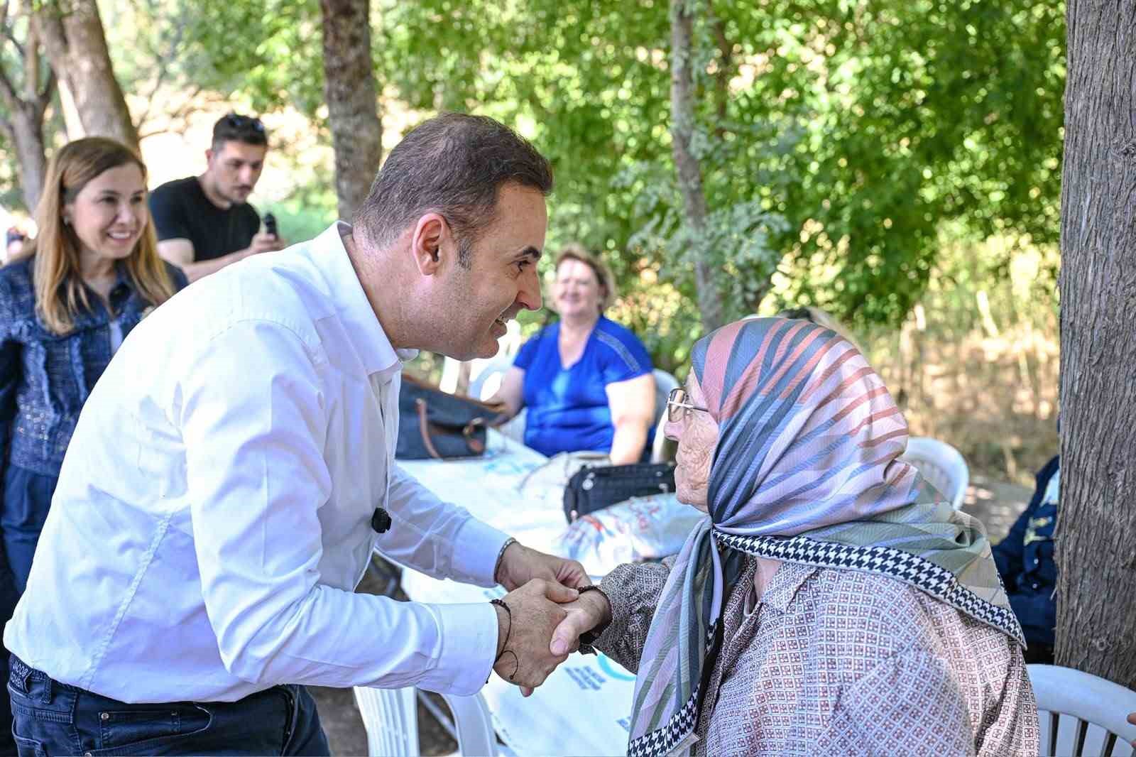akin-emekliler-haftasi-turkiye-de-bir-hafta-balikesir-de-365-gun