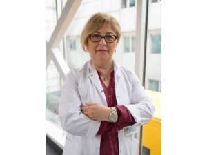 Eskisi Kadar İş Görmeyen El İçin El Rehabilitasyonu