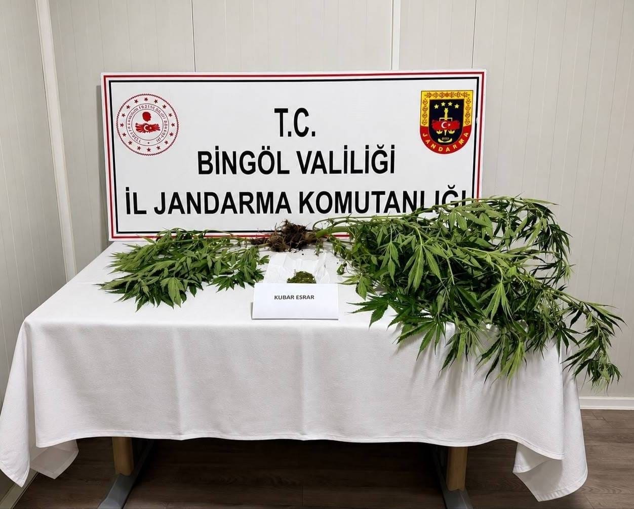 bingol-de-kesinlesmis-hapis-cezasi-bulunan-6-zanli-yakalandi
