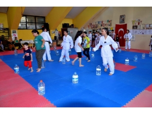 Tekvando İl Spor Okulları Eğitimleri Devam Ediyor