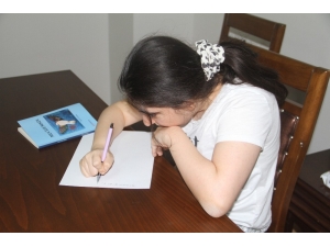 Yüzde 96 Engeline Rağmen Hayali Olan Kitabı Çıkardı