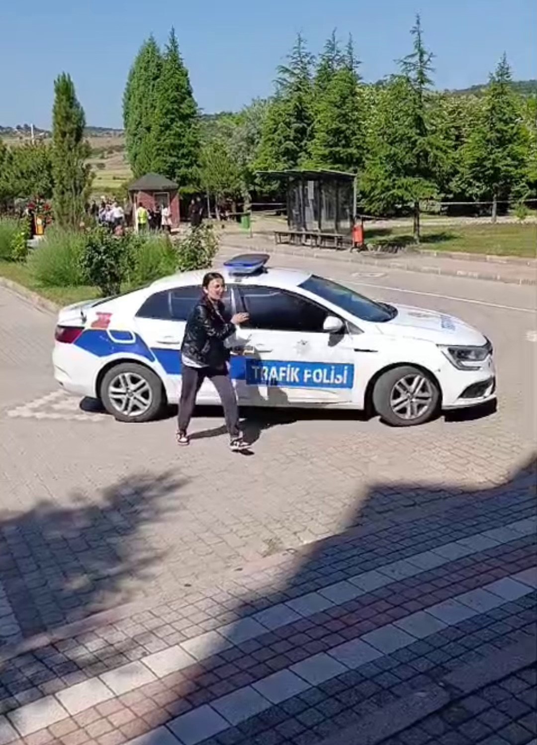 kimligi-gecersiz-cikan-ogrenci-ayt-ye-1-dakika-kala-yetisti