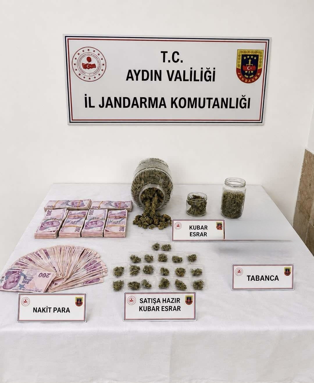 uyusturucu-alisverisine-sucustu-2-gozalti