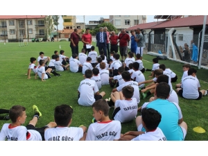 Geleceğin Futbolcuları Nazilli’de Yetişiyor