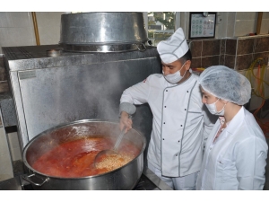 Taşımalı Öğrencilerin Yemeği Öğretmenevinden