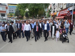 Miting Gibi Mazbata Töreni
