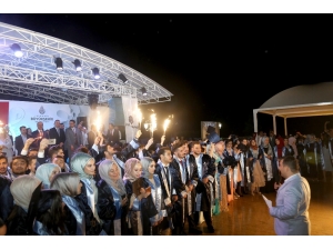 İhlas Koleji, Mezunlarını Coşkuyla Uğurladı