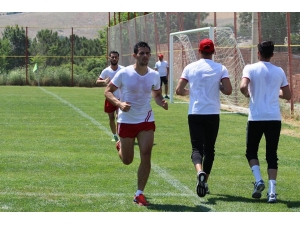 Evkur Yeni Malatyaspor’da Yeni Sezon Hazırlıkları Sürüyor