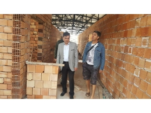 Başkan Yalçın, Gençlik Merkezi’nin İnşaat Çalışmalarını Yerinde İnceledi