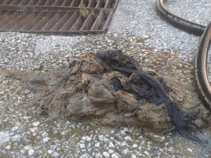 Tıkanan Kanalizasyon Hatlarından Çıkanlar Şaşırttı