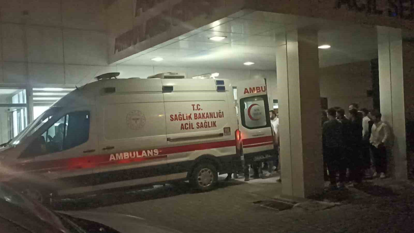 sivas-ta-sozlu-tartisma-silahli-kavgaya-dondu-1-agir-yarali
