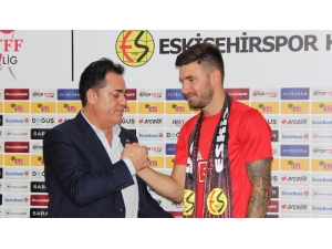 Eskişehirspor Marko Milinkovic İle İmzaladı