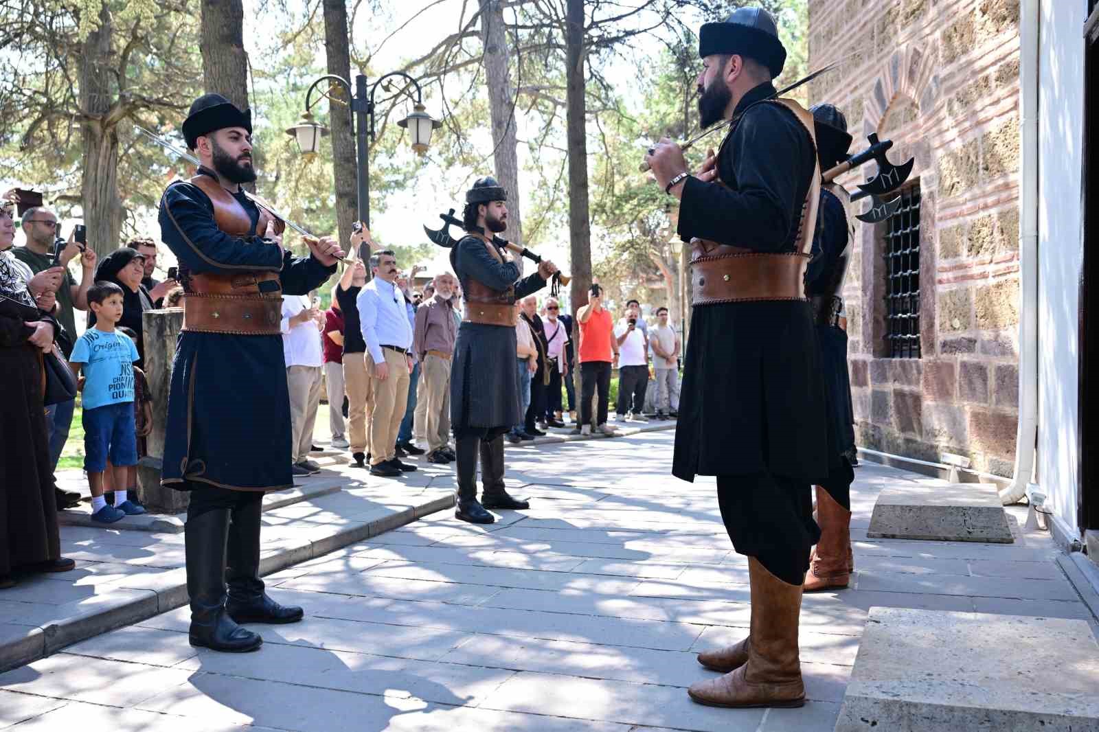 700-yillik-fethin-hikayesi-kalemle-hayat-bulacak