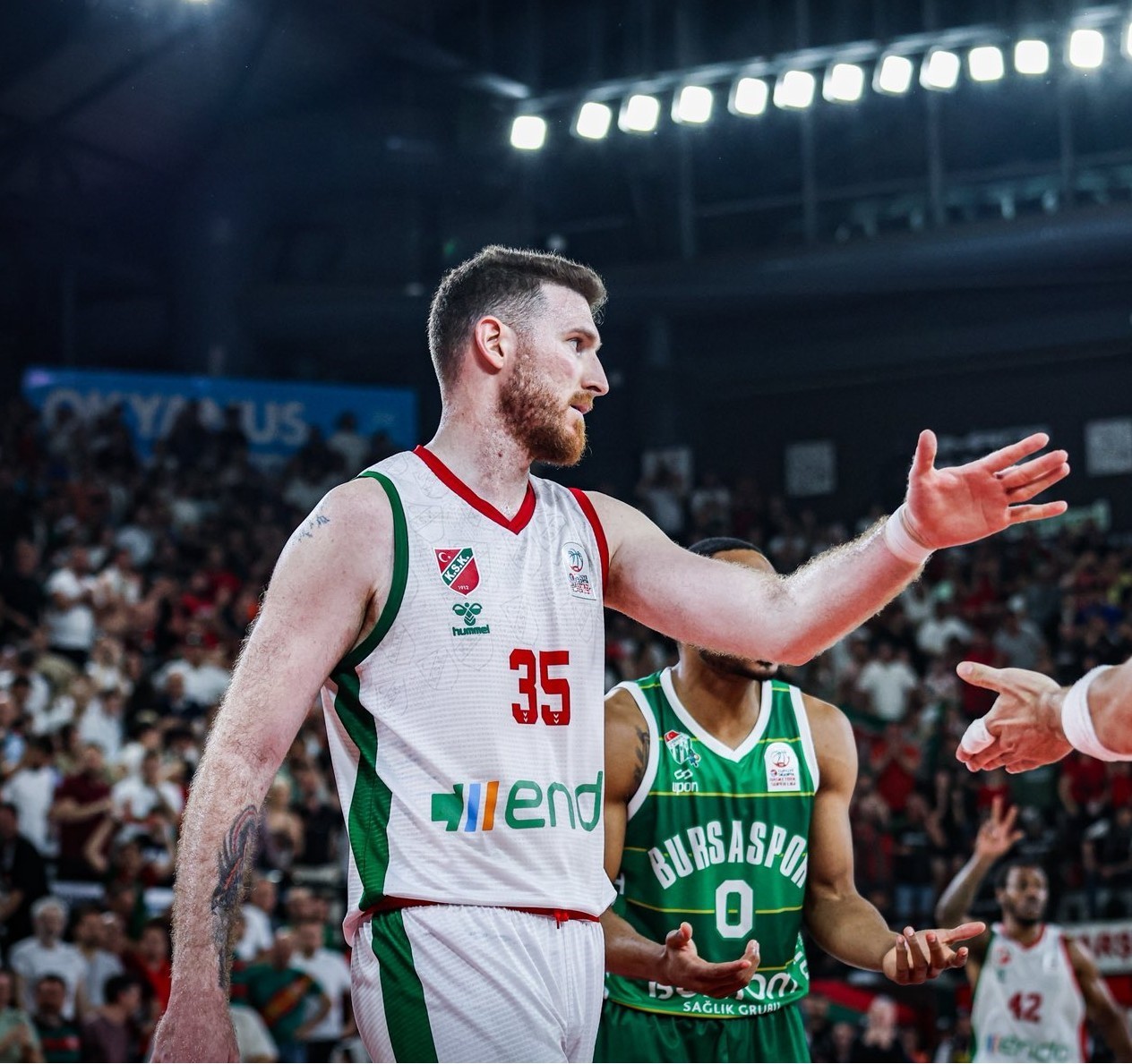 karsiyaka-basketbol-da-iki-ayrilik