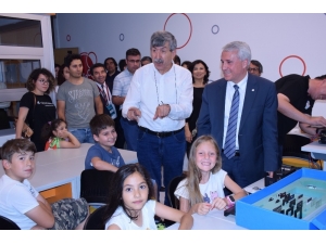 Çocuklar Oyunlarla Öğreniyor