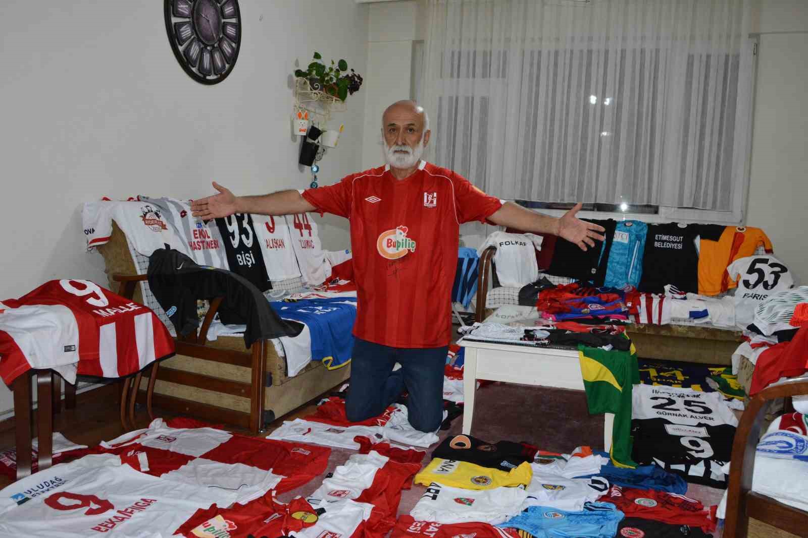 balikesir-de-300-formalik-koleksiyon