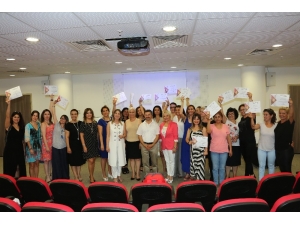 İş Kurmak İsteyen Kadınlara Girişimcilik Eğitimi