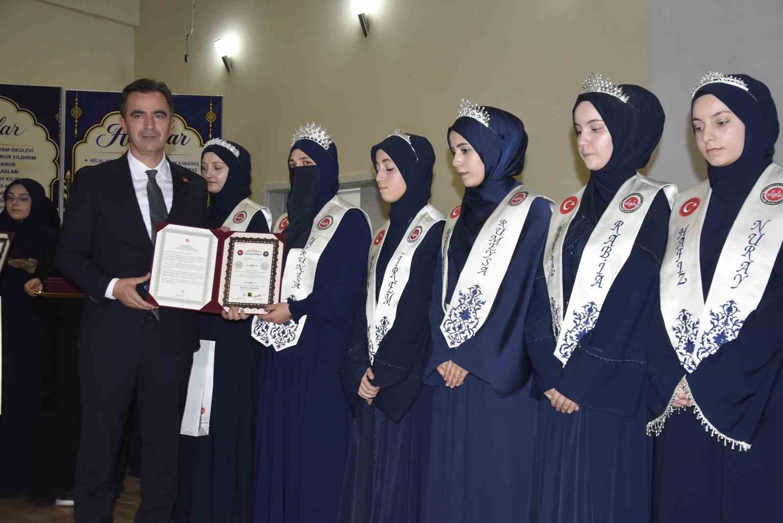 bitlis-te-86-hafize-icazet-aldi