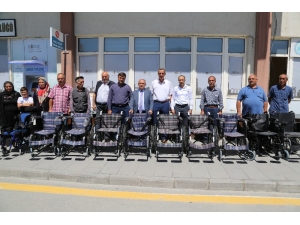 Niğde Belediyesi Engelli Vatandaşların Yüzünü Güldürüyor