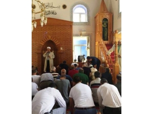 Muharrem İnce, Seçimden Sonraki İlk Cumasını Marmaris’te Kıldı