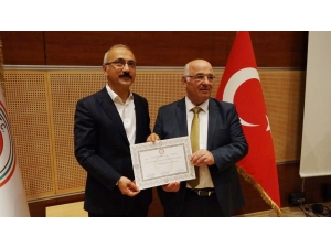 Kalkınma Bakanı Elvan Ve Ak Parti Mersin Milletvekilleri Mazbatasını Aldı