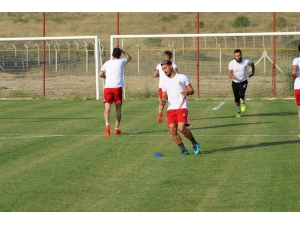 Evkur Yeni Malatyaspor Kamp Hazırlıklarının Malatya Etabını Tamamladı
