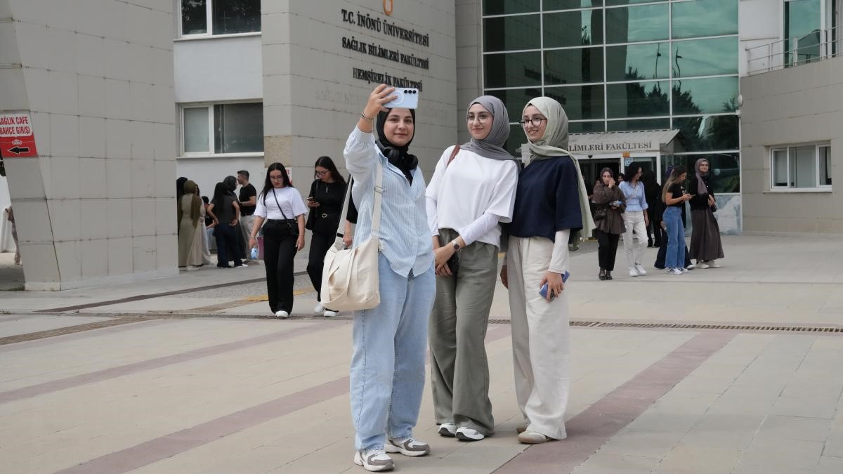 inonu-universitesinde-yeni-donem-heyecani-basladi